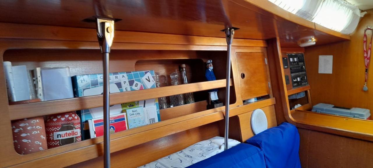 Bed And Boat Holiday Botel La Spezia
