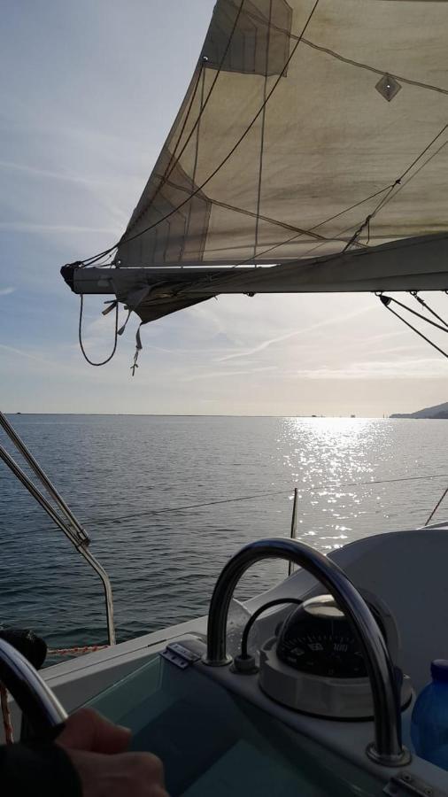 Botel Bed And Boat Holiday