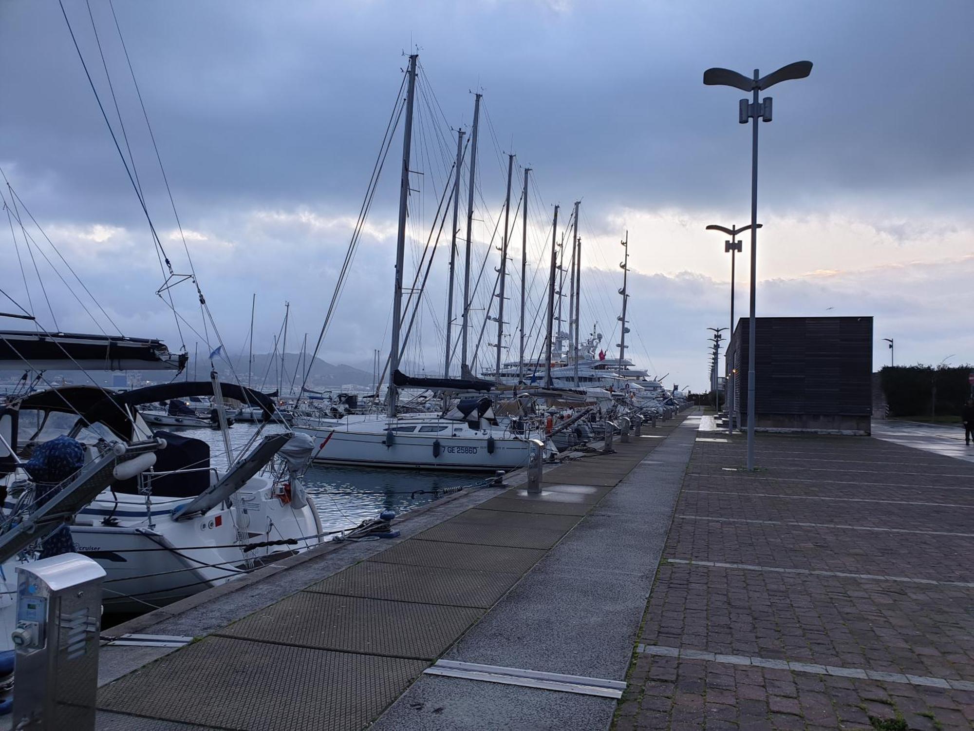 Botel Bed And Boat Holiday La Spezia